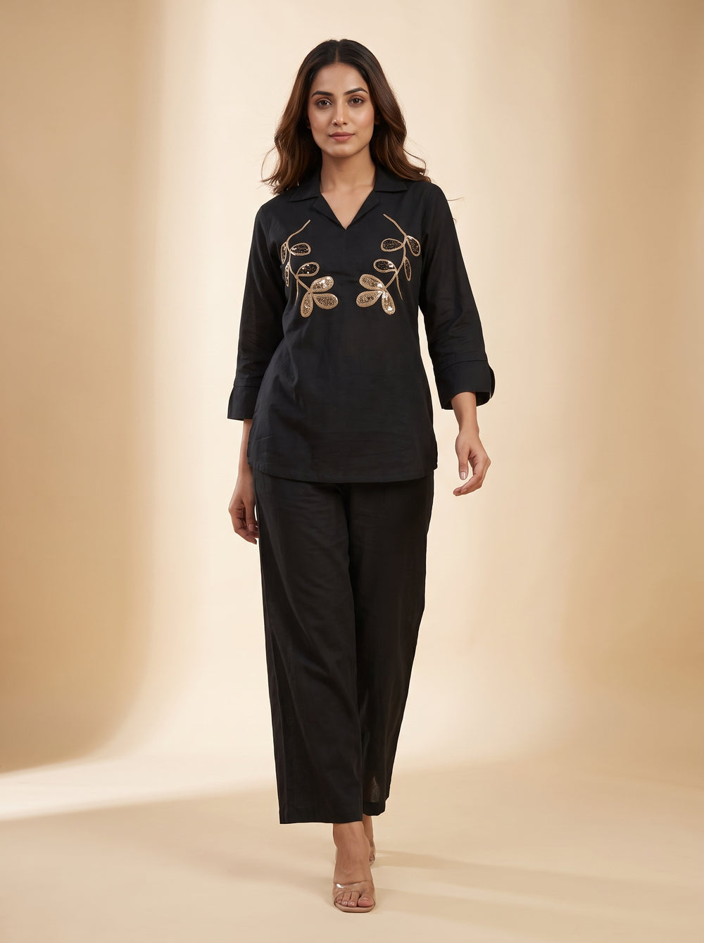 Black Floral Printed Kurti – Elegant Everyday Style