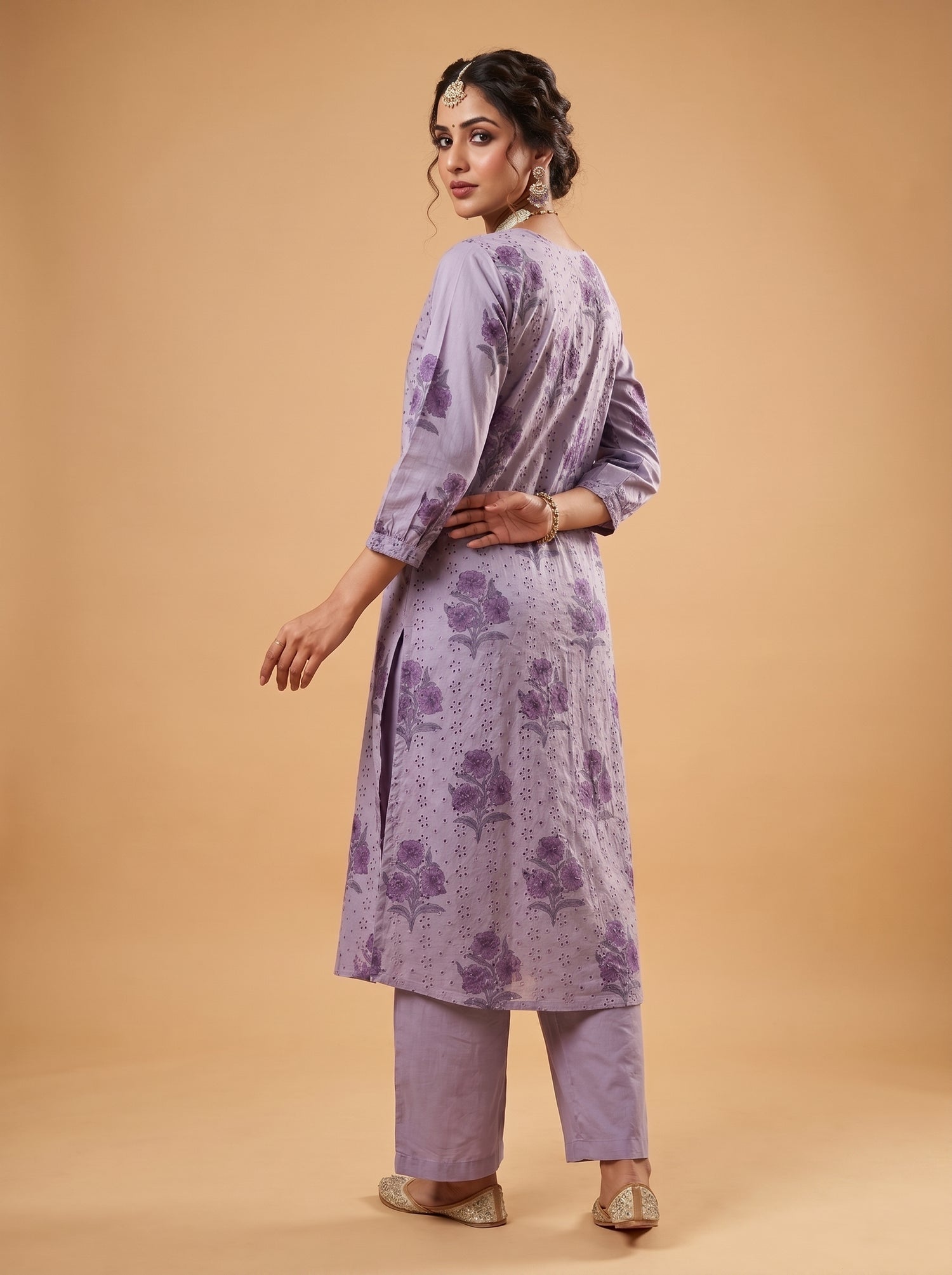 Lavender Floral Printed Cotton Kurti – Elegant Everyday Comfort