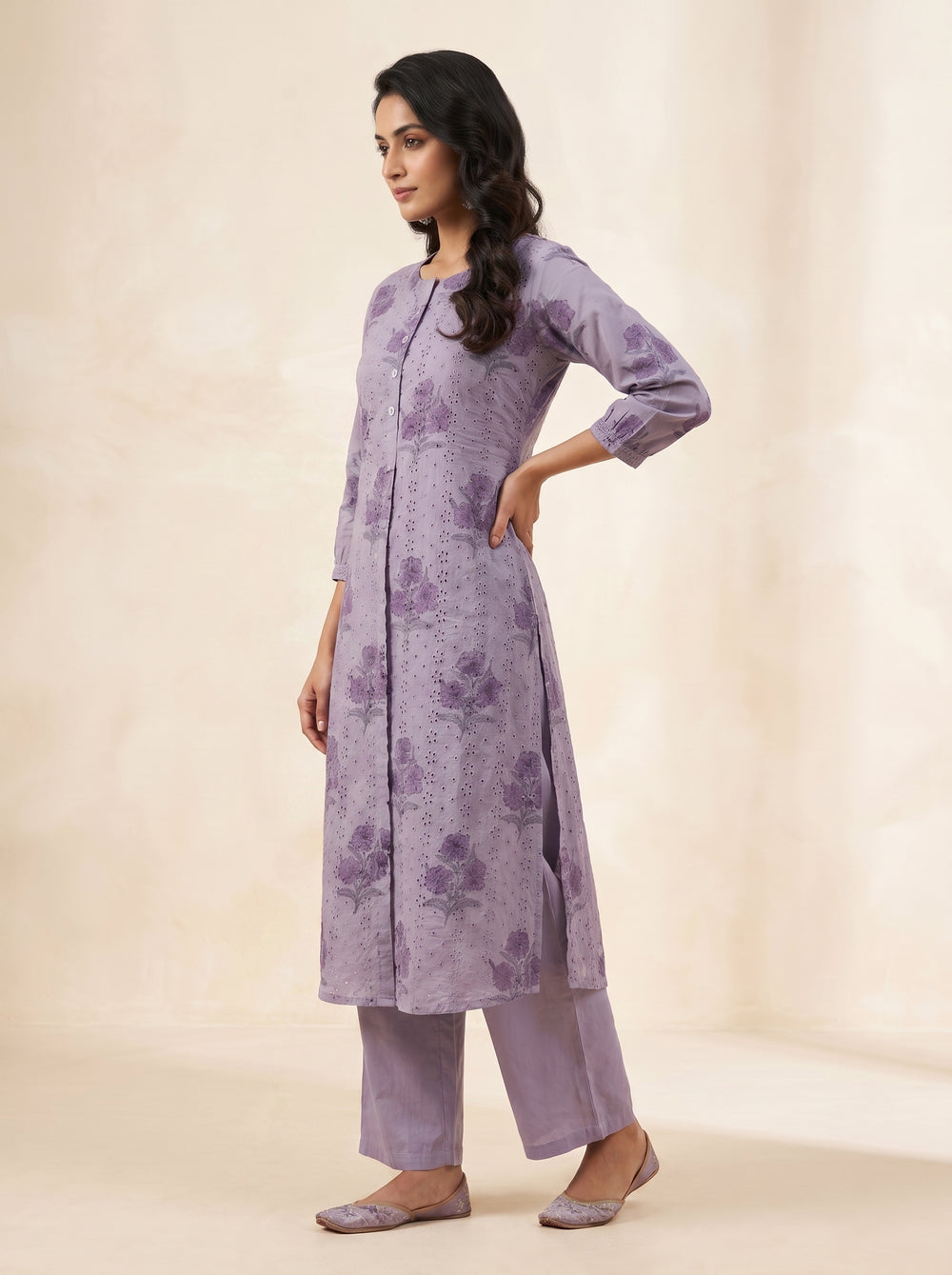Lavender Floral Printed Cotton Kurti – Elegant Everyday Comfort